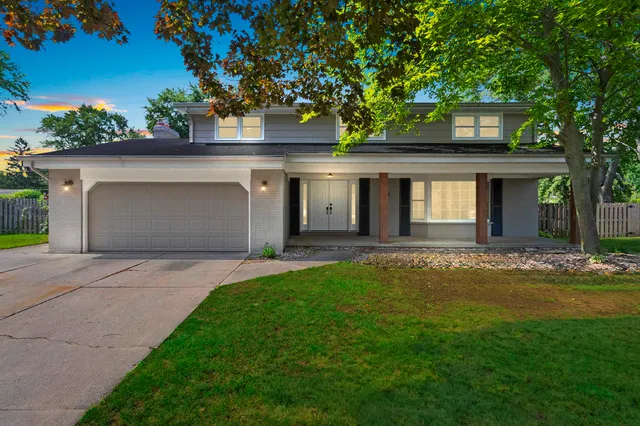 $575,000 | 461 West Briar Lane, Green Bay, WI 54301