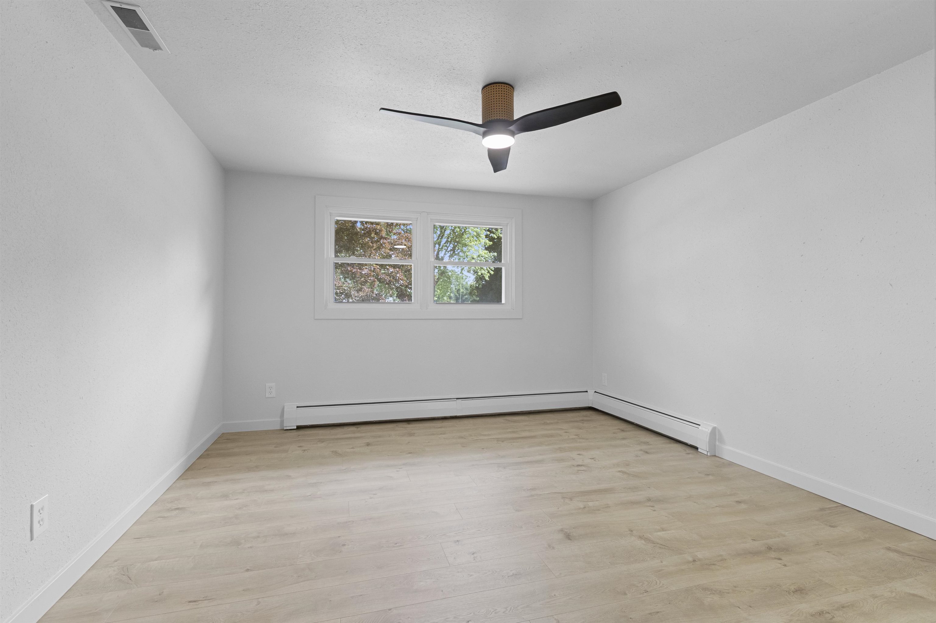 461 West Briar Lane Green Bay, WI 54301 - Photo 32 of 58