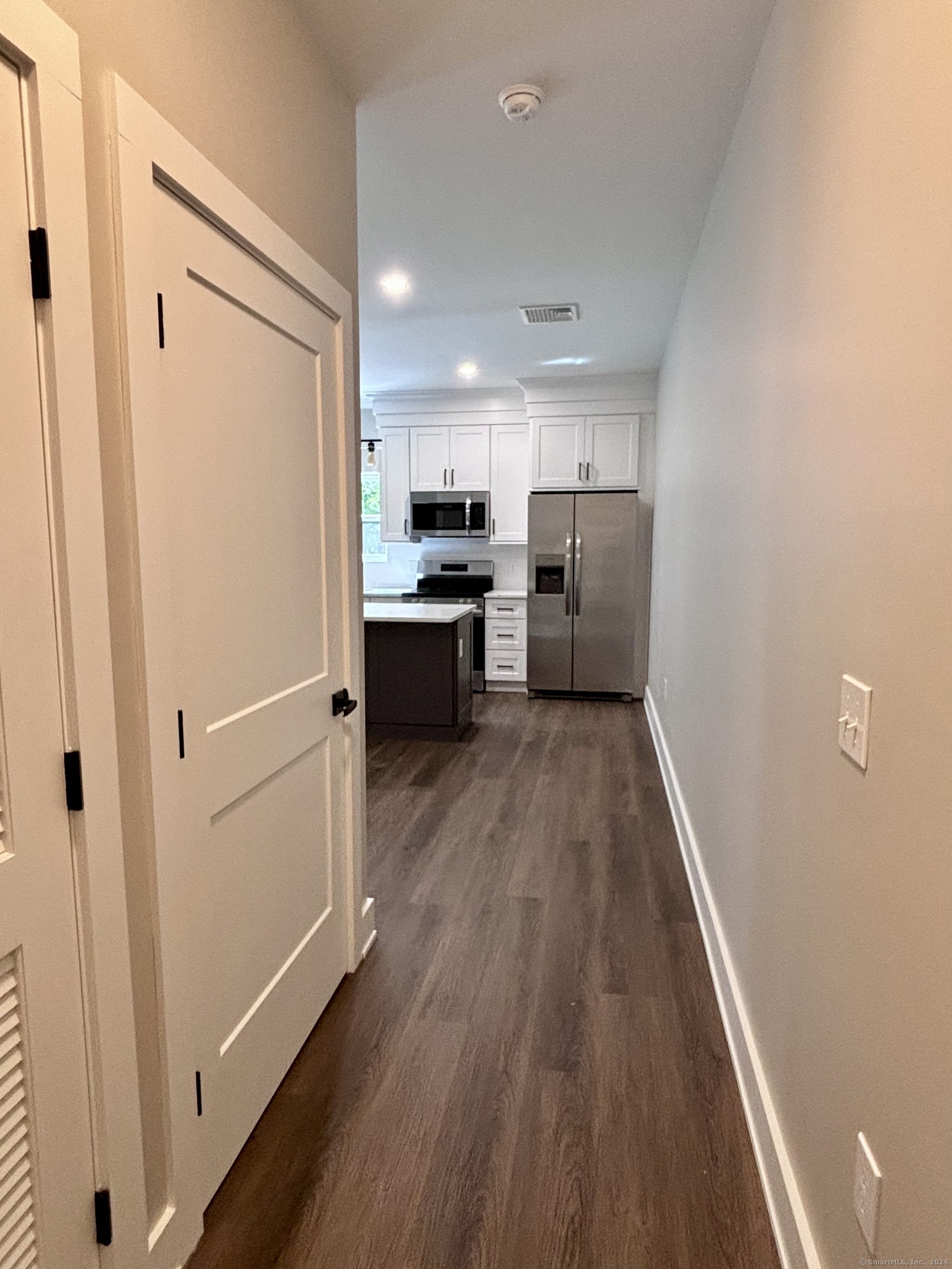 5 North Salem Road, Unit 203 Ridgefield, CT 06877 - Photo 5 of 16 in apartment
