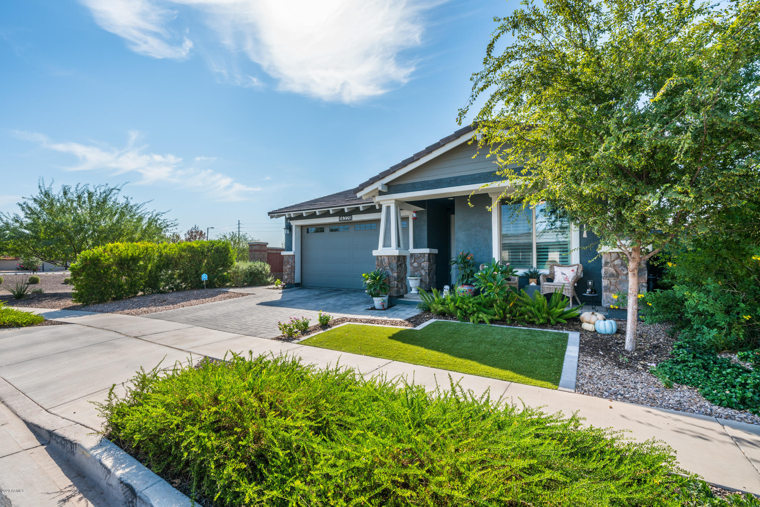 14329 West Wethersfield Road Surprise, AZ 85379 - Photo 15 of 65 DSC06572