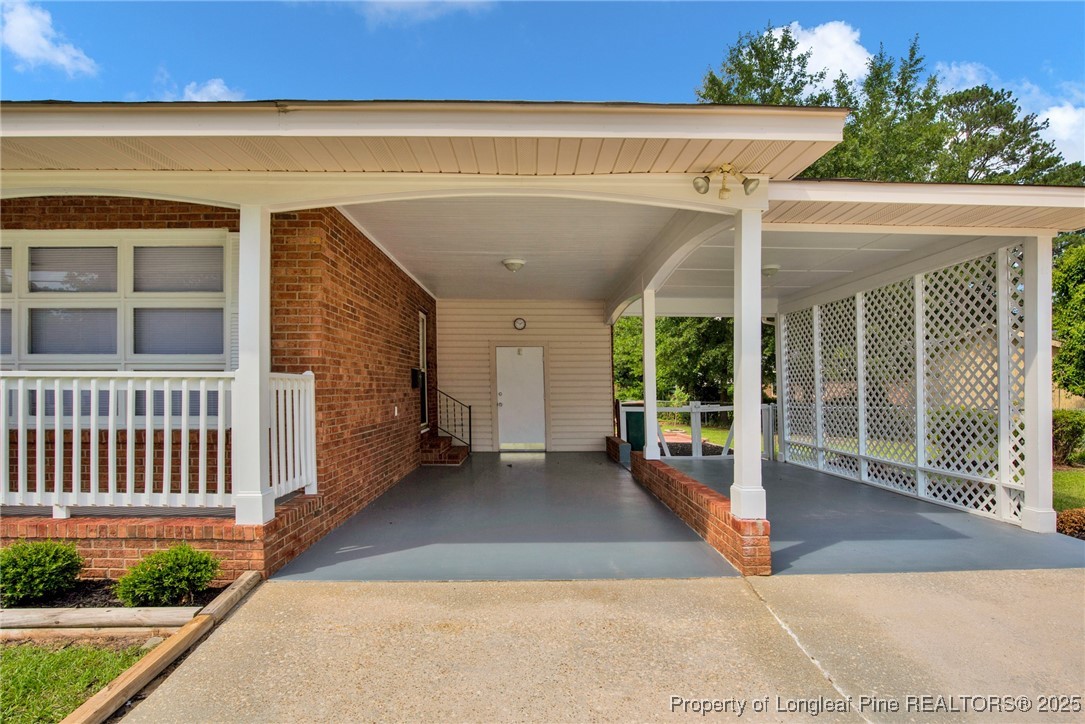 1302 Carthage Road Lumberton, NC 28358 - Photo 4 of 30 Gallery Image 4