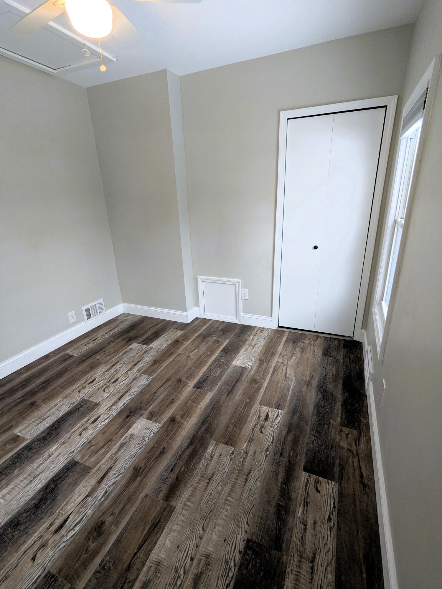 4635 Elizabeth Street Wayne, MI 48184 - Photo 26 of 37 Bedroom