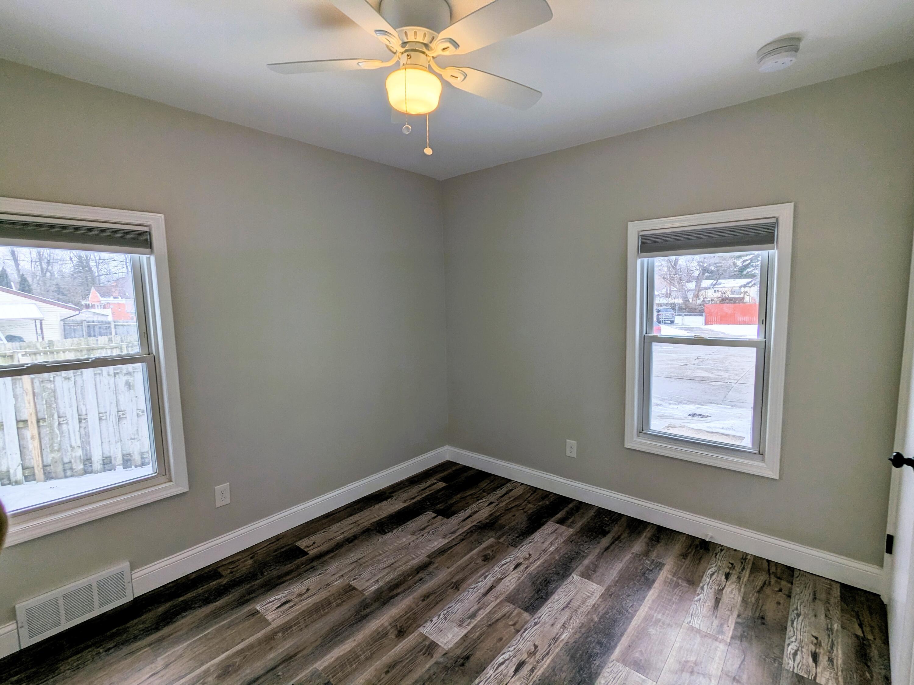 4635 Elizabeth Street Wayne, MI 48184 - Photo 27 of 37 Bedroom