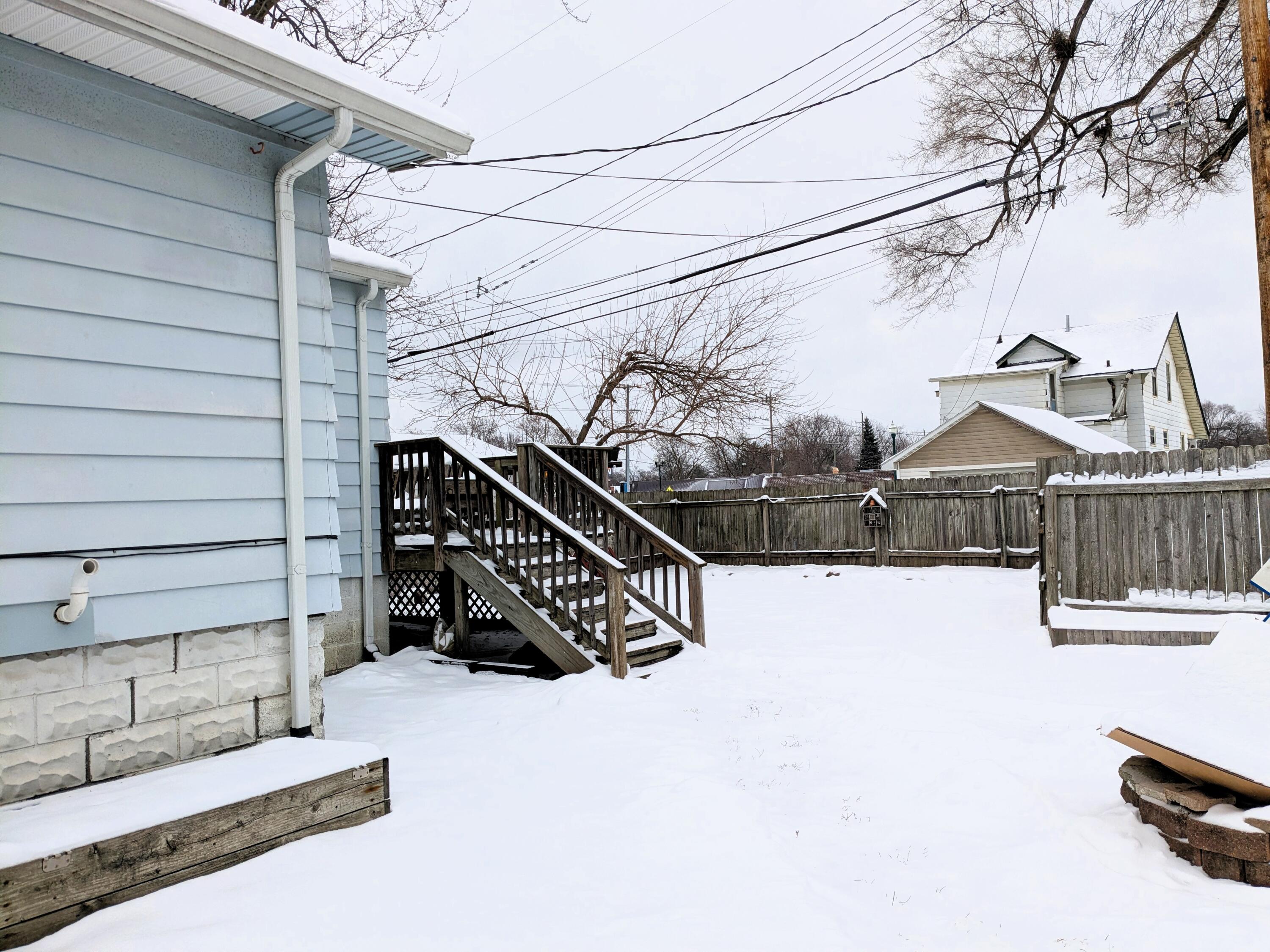 4635 Elizabeth Street Wayne, MI 48184 - Photo 35 of 37 View of Backyard