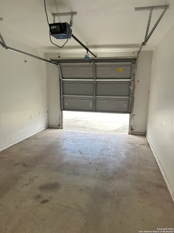 $1,300 | 16802 Showdown Path, Unit 3, Selma, TX 78154