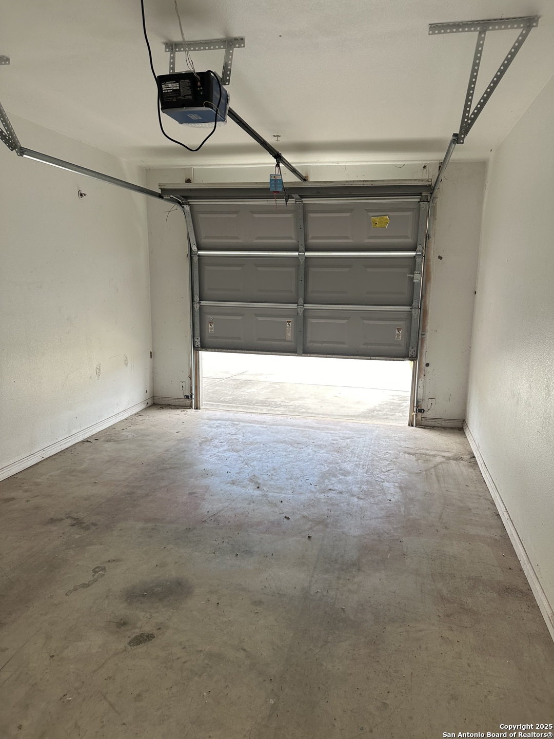 16802 Showdown Path, Unit 3 Selma, TX 78154 - Photo 21 of 22 a view of small space