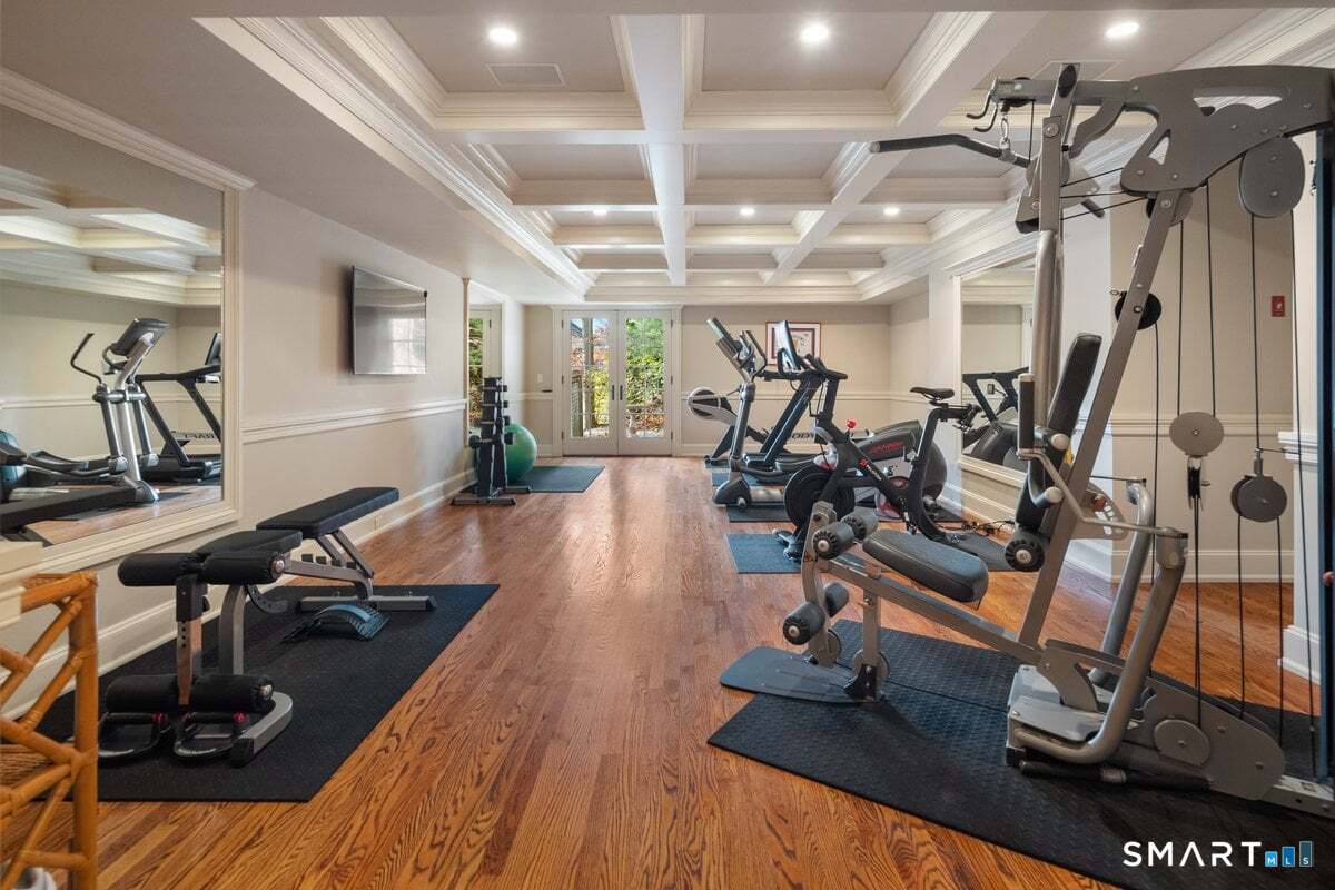 10 Cross Road Darien, CT 06820 - Photo 6 of 40