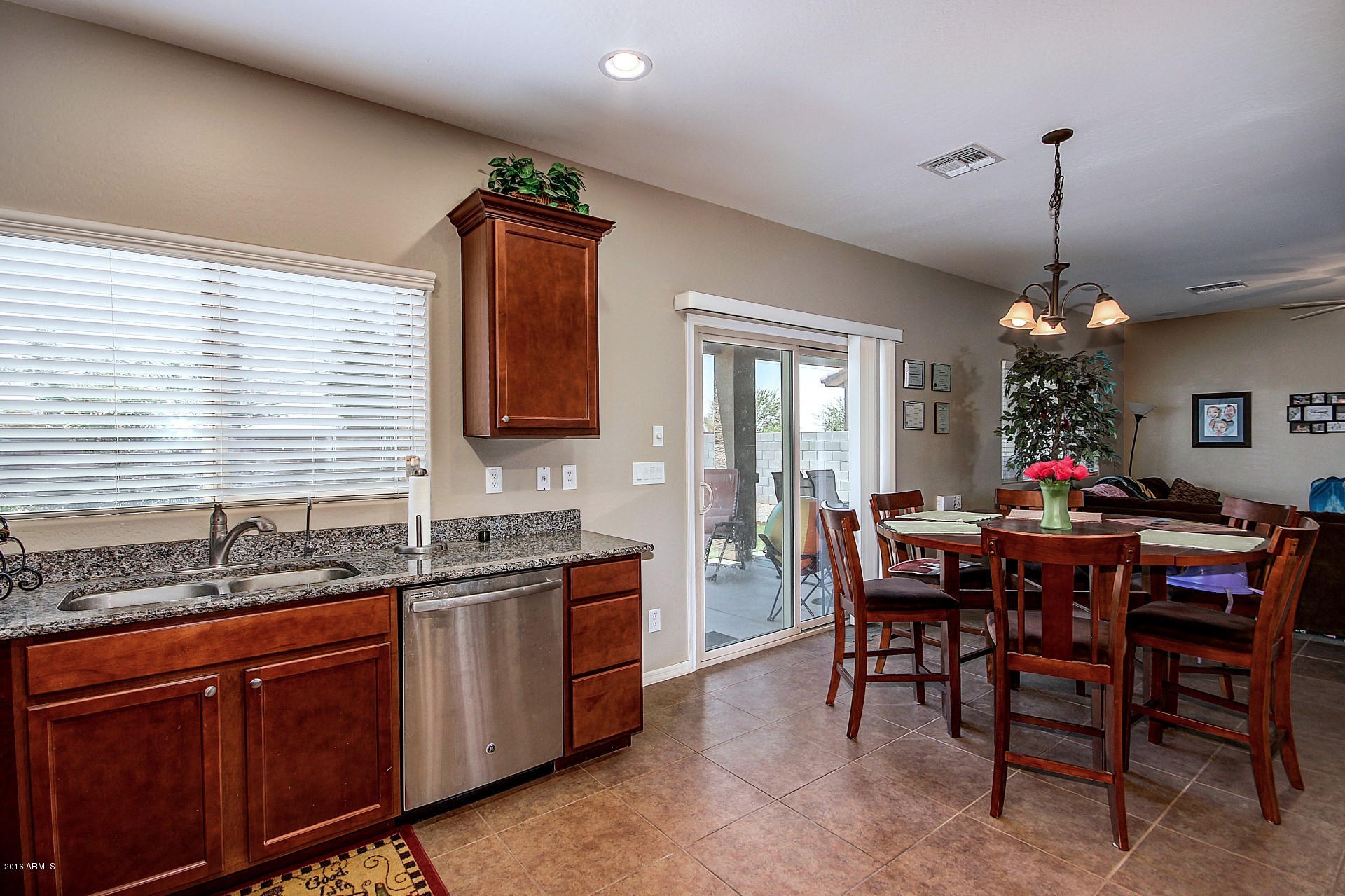 1343 West Crape Road San Tan Valley, AZ 85140 - Photo 16 of 38 0016-Crape (16)