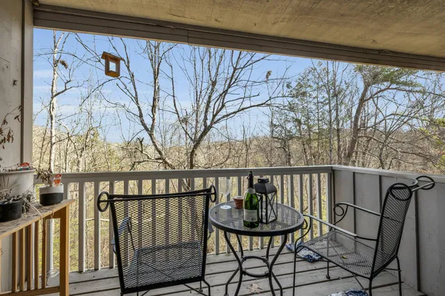 $180,000 | 800 Reads Lake Road, Unit 317, Chattanooga, TN 37415