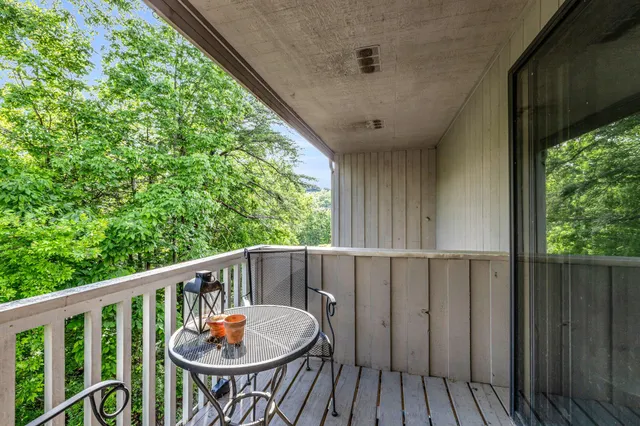 $180,000 | 800 Reads Lake Road, Unit 317, Chattanooga, TN 37415