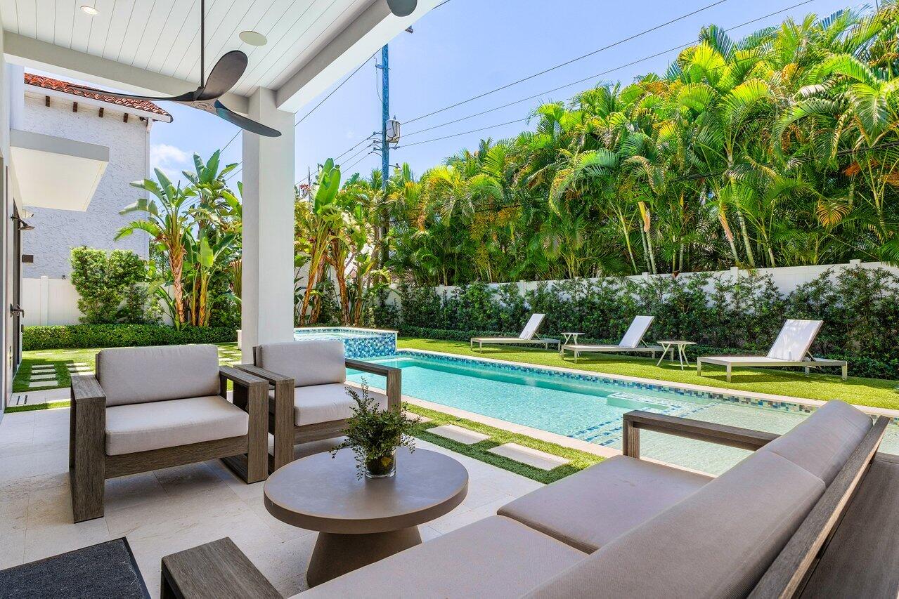 464 Northeast 7th Street Boca Raton, FL 33432 - Photo 11 of 67 053-464Northeast7thStreet-BocaRaton-FL-3