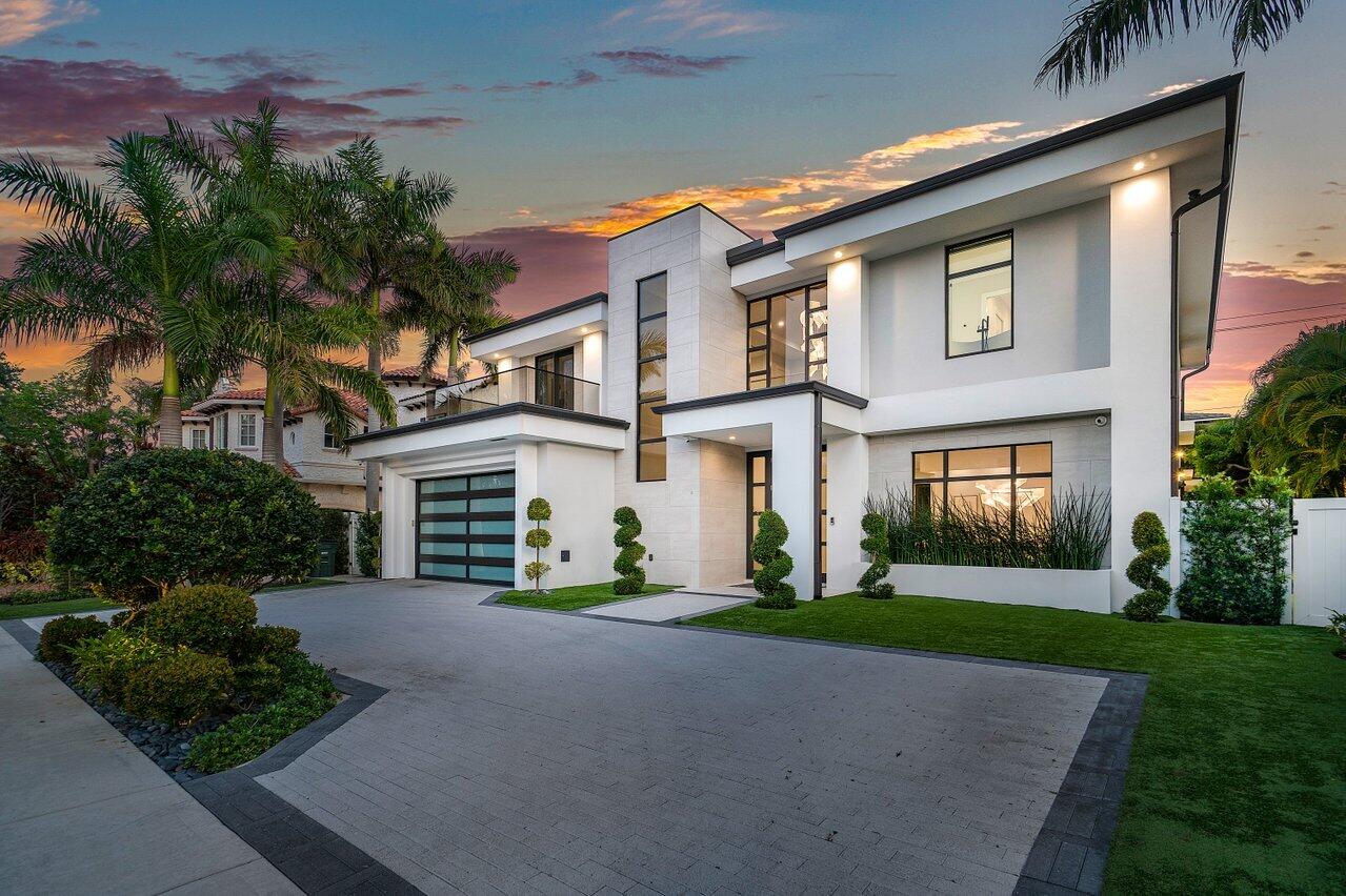 464 Northeast 7th Street Boca Raton, FL 33432 - Photo 2 of 67 071-464Northeast7thStreet-BocaRaton-FL-3