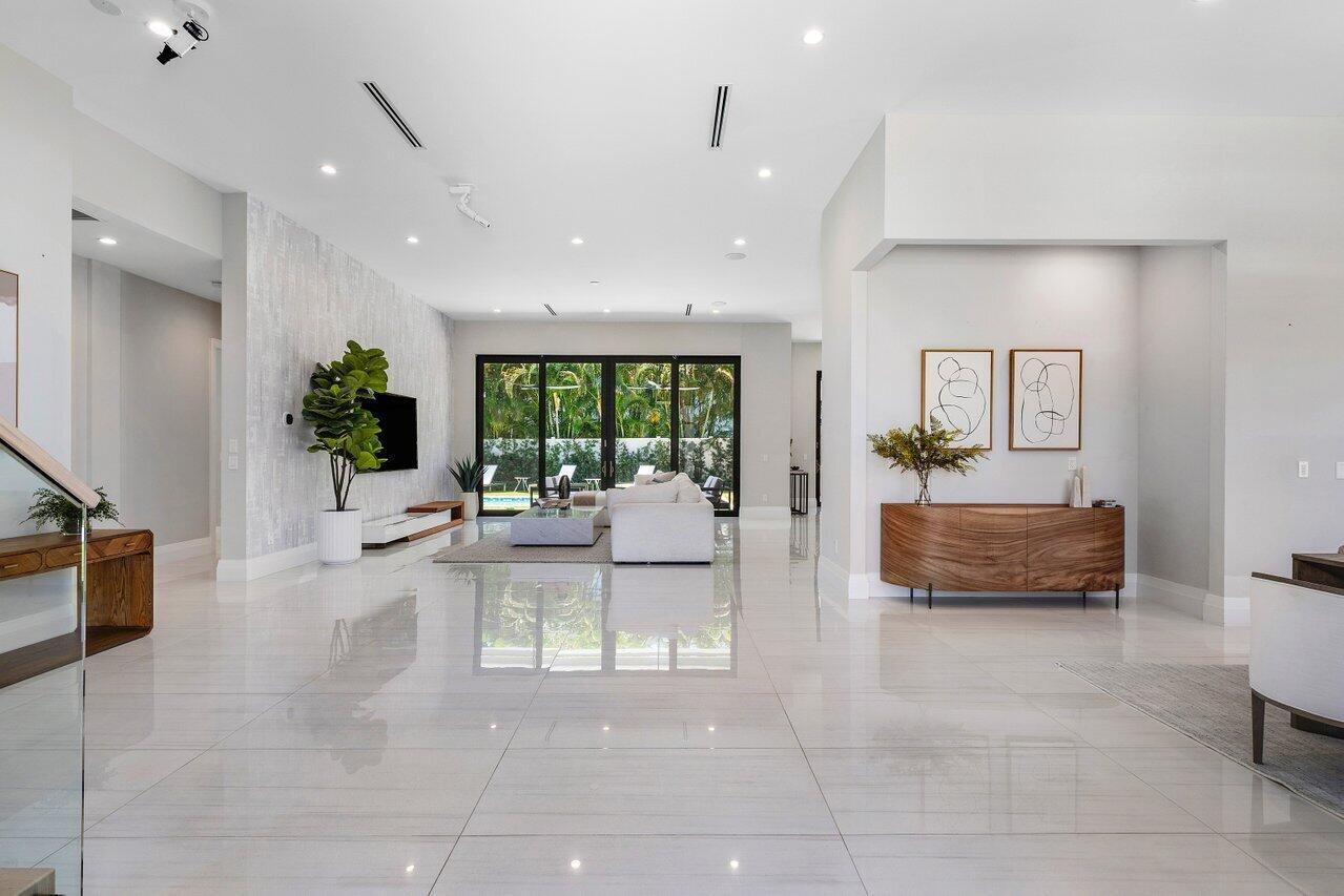 464 Northeast 7th Street Boca Raton, FL 33432 - Photo 23 of 67 004-464Northeast7thStreet-BocaRaton-FL-3