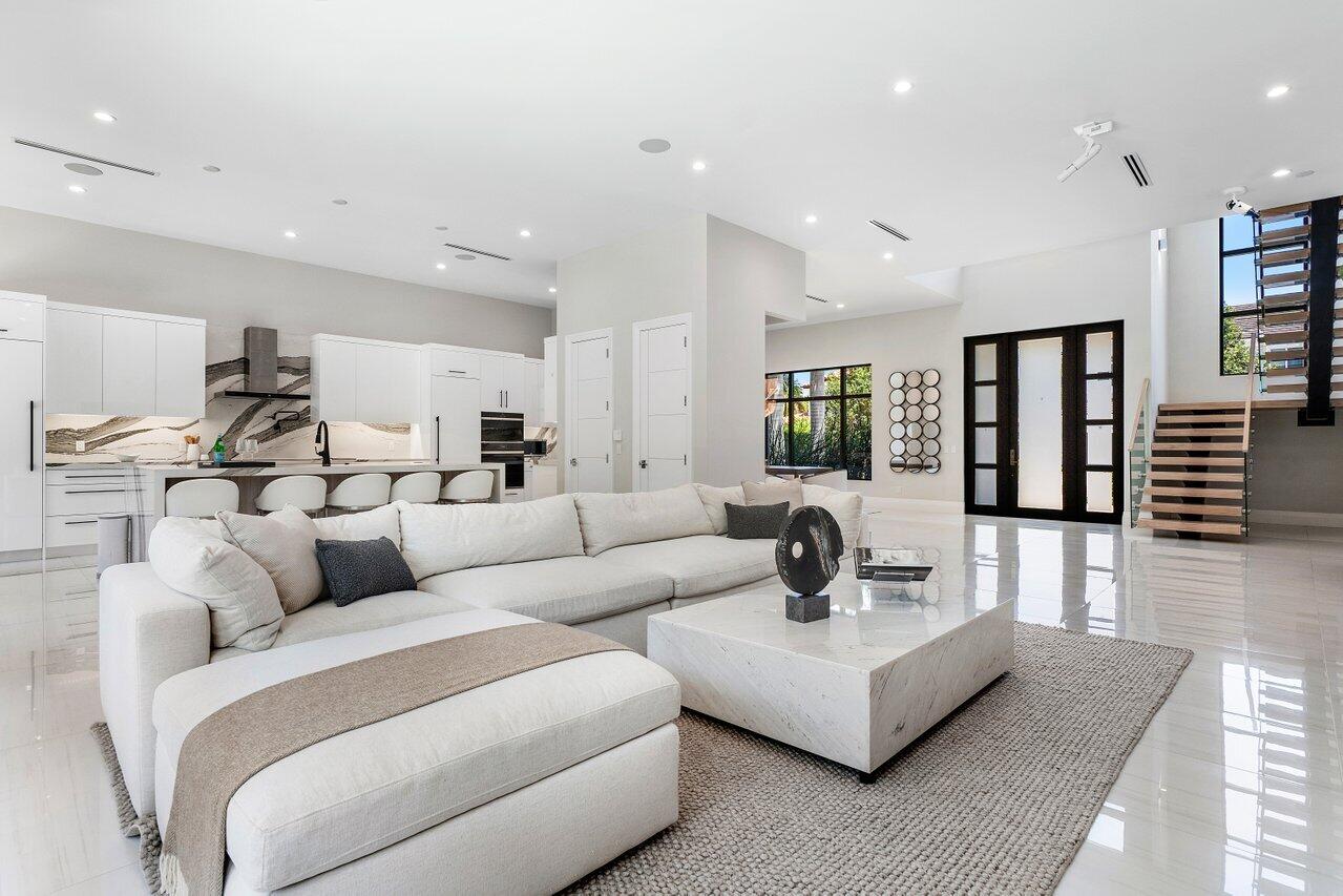 464 Northeast 7th Street Boca Raton, FL 33432 - Photo 31 of 67 012-464Northeast7thStreet-BocaRaton-FL-3