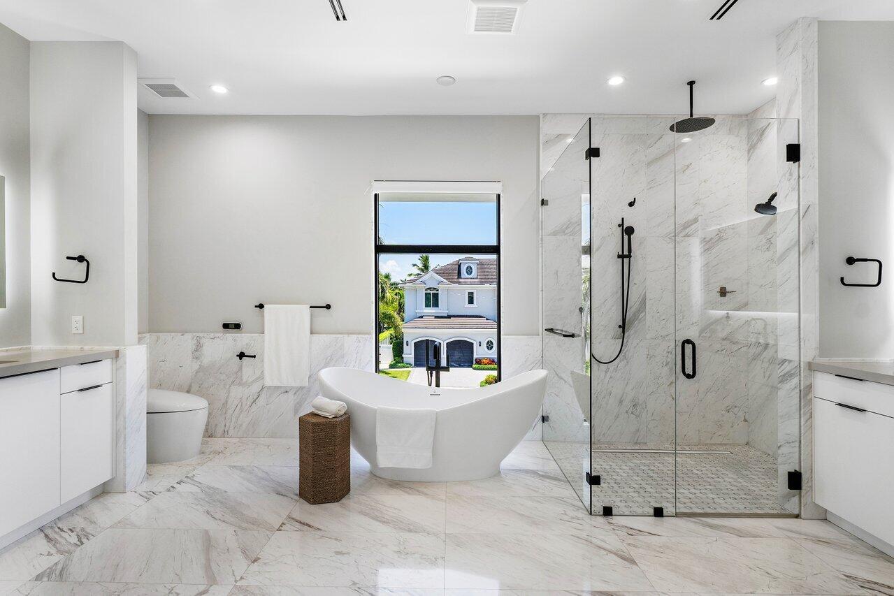 464 Northeast 7th Street Boca Raton, FL 33432 - Photo 54 of 67 Primary Bath