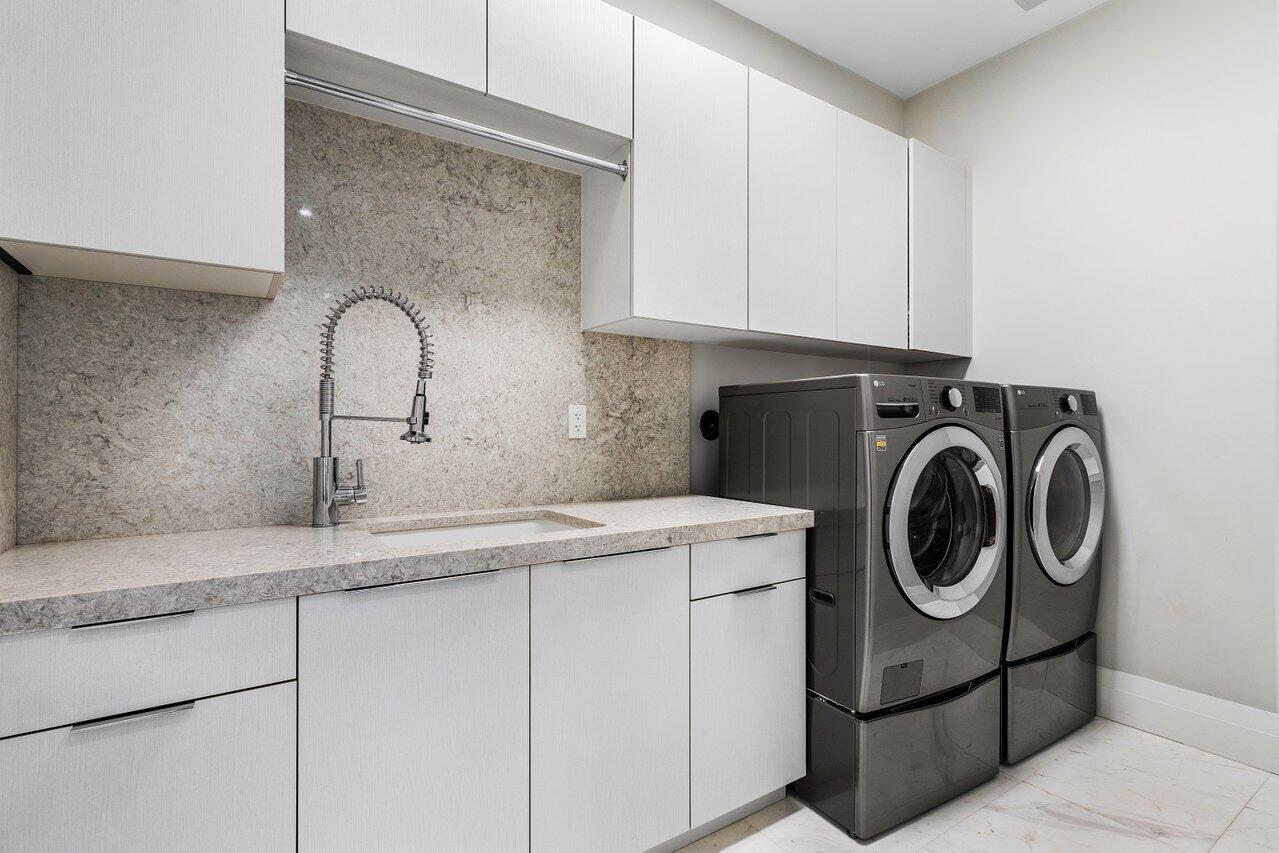 464 Northeast 7th Street Boca Raton, FL 33432 - Photo 66 of 67 Laundry 1
