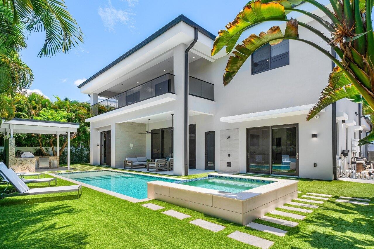 464 Northeast 7th Street Boca Raton, FL 33432 - Photo 10 of 67 054-464Northeast7thStreet-BocaRaton-FL-3