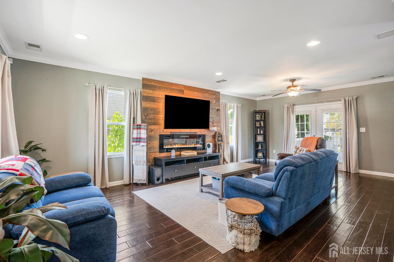 203 Harris Avenue Middlesex, NJ 08846 - Photo 4 of 41