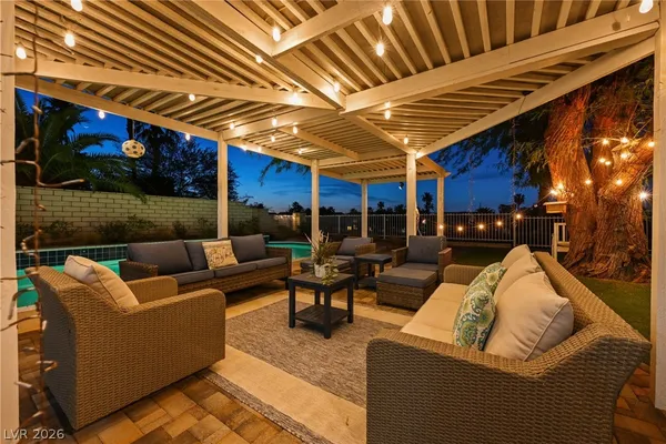 $1,250,000 | 2442 Legacy Island Circle, Henderson, NV 89074