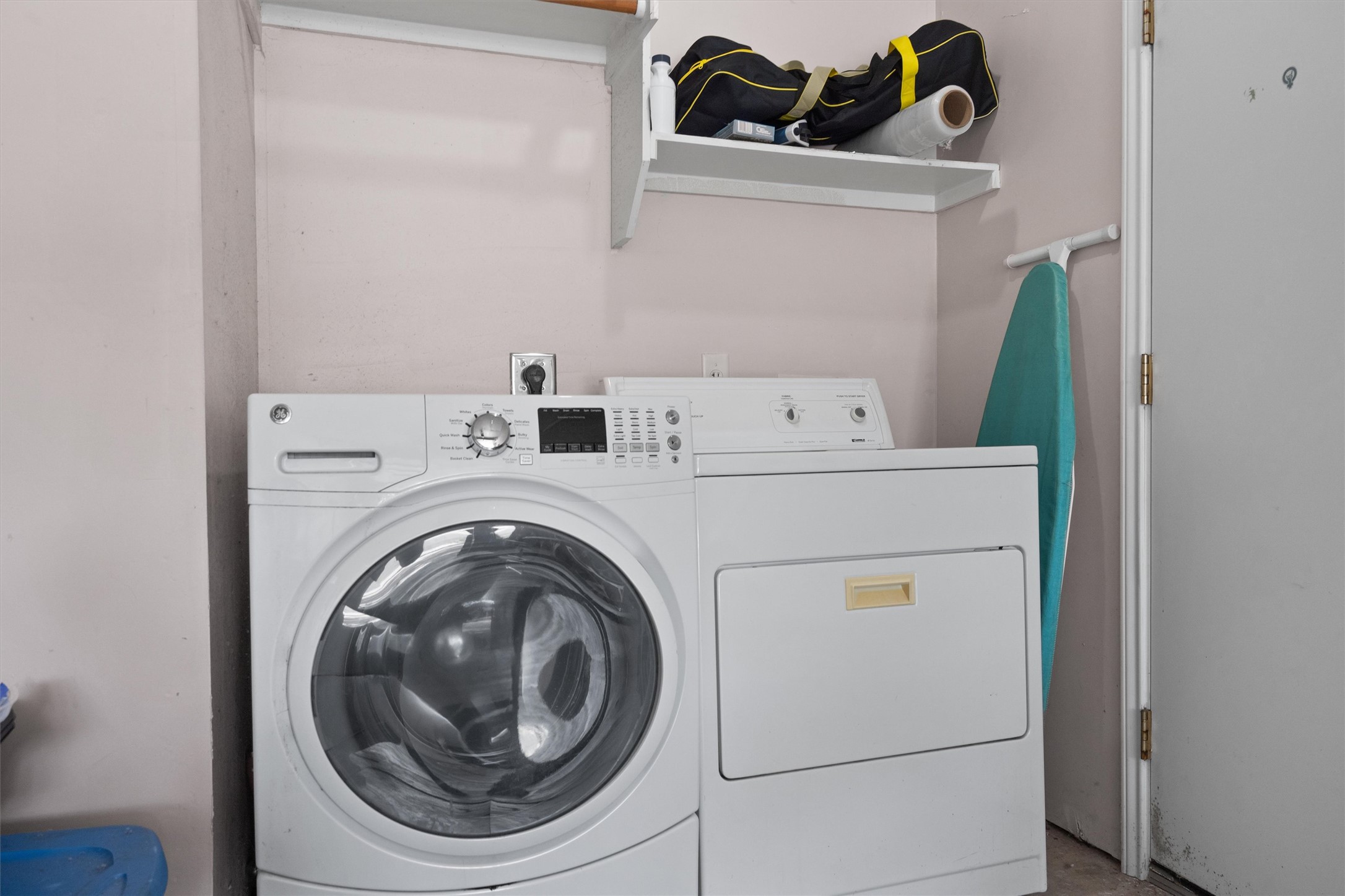 1407 Sanchez Street Austin, TX 78702 - Photo 22 of 34 Laundry area with separate washer and dryer and concrete floors