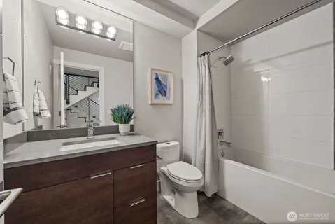 $2,299,950 | 332 10th Avenue South, Kirkland, WA 98033