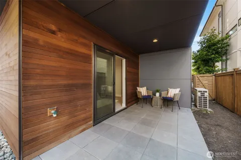 $2,299,950 | 332 10th Avenue South, Kirkland, WA 98033