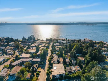 $2,299,950 | 332 10th Avenue South, Kirkland, WA 98033