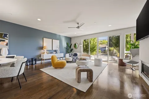 $2,299,950 | 332 10th Avenue South, Kirkland, WA 98033