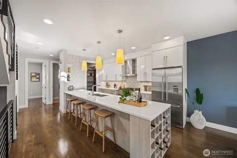 $2,299,950 | 332 10th Avenue South, Kirkland, WA 98033