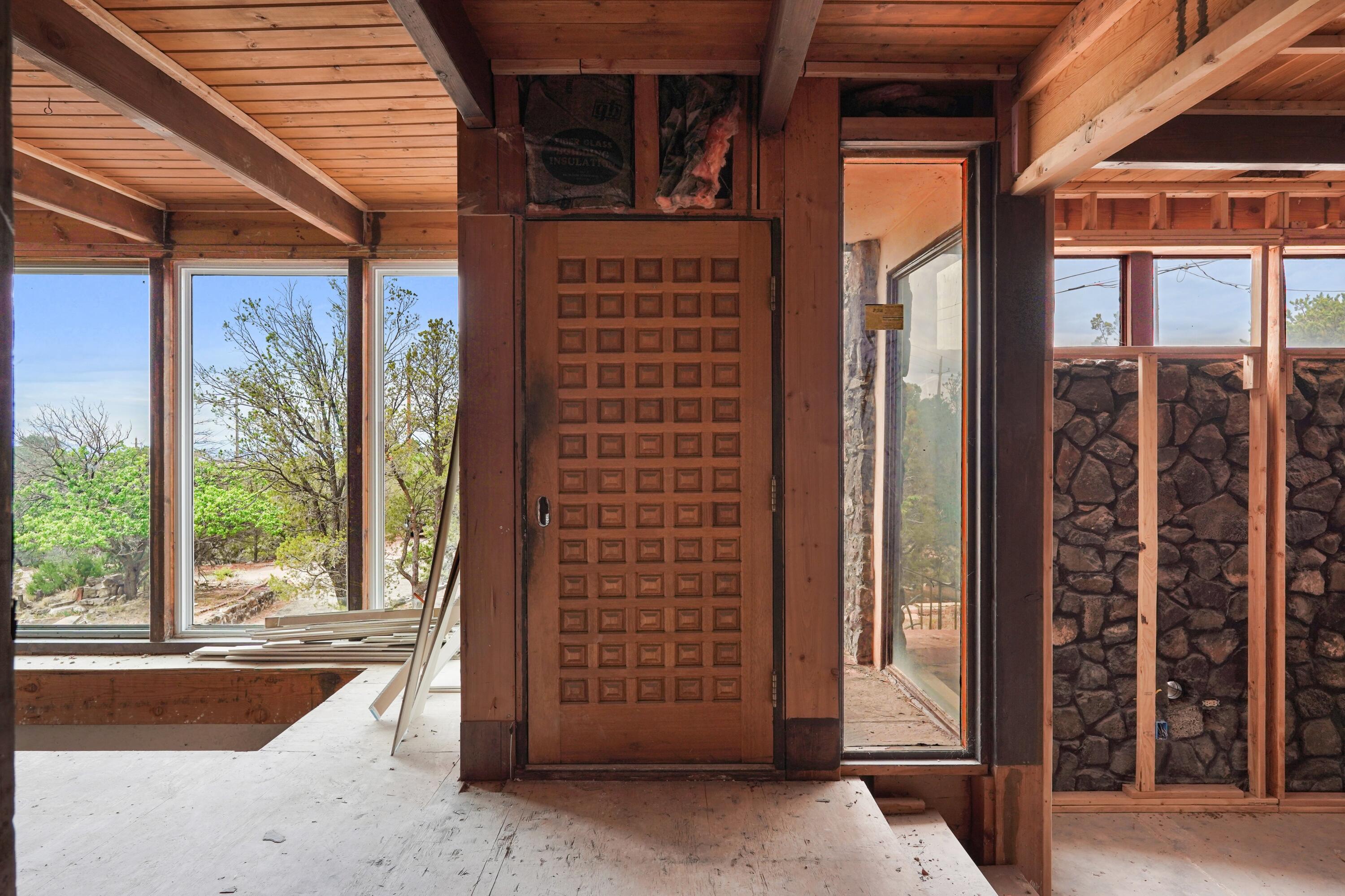 1023 Bishops Lodge Road Santa Fe, NM 87501 - Photo 6 of 28 Gallery Image 6