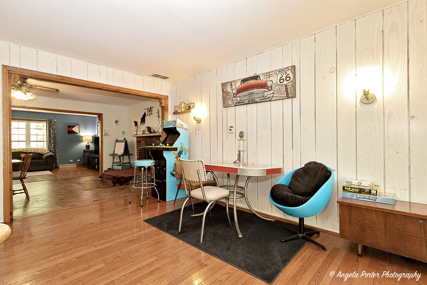 12306 Roger Road Woodstock, IL 60098 - Photo 10 of 20 a living room with furniture and wooden floor