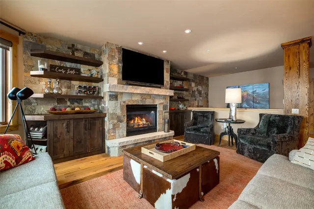 $4,150,000 | 2053 Ski Time Square Drive, Unit 212, Steamboat Springs, CO 80487