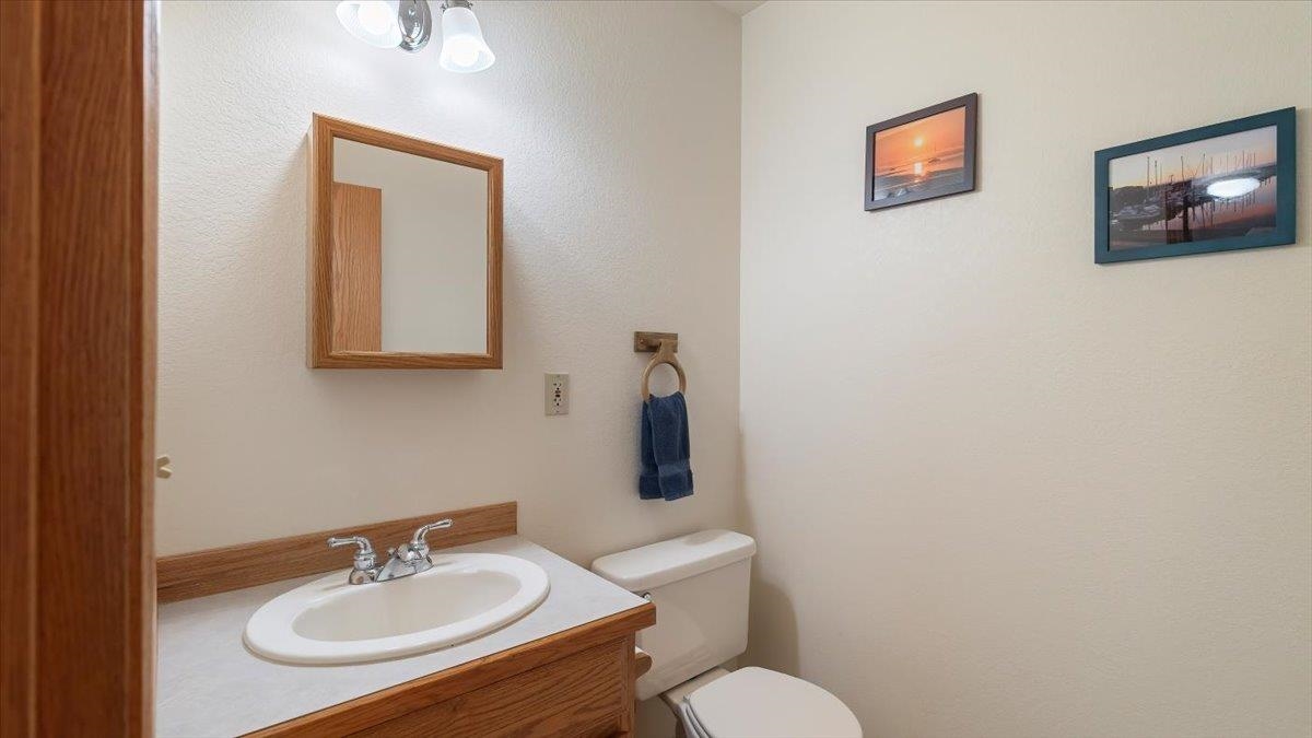 304 East Burk Road Colbert, WA 99005 - Photo 15 of 36
