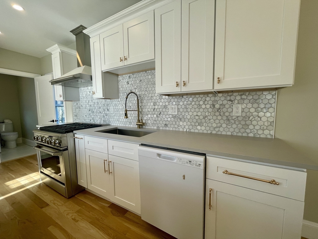 1166 Fellsway, Unit 2 Malden, MA 02148 - Photo 4 of 19