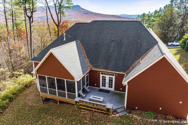 $949,900 | 124 Steeplechase Drive, Penn Laird, VA 22846