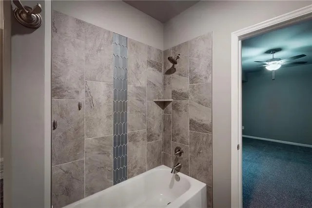 $525,000 | 309 Southwest Chelmsford Drive, Blue Springs, MO 64014