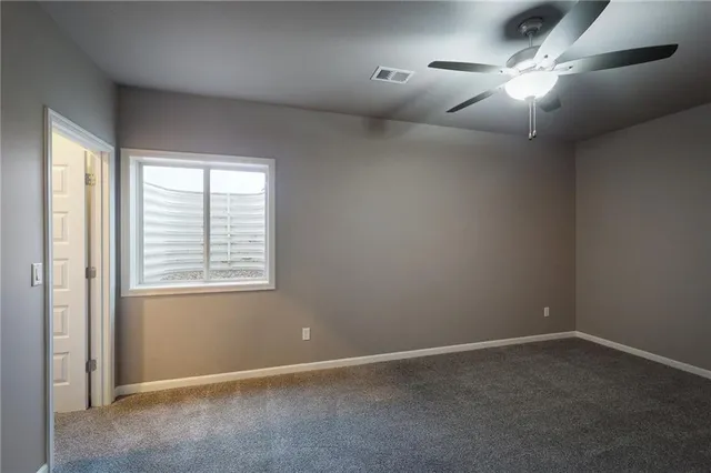 $525,000 | 309 Southwest Chelmsford Drive, Blue Springs, MO 64014