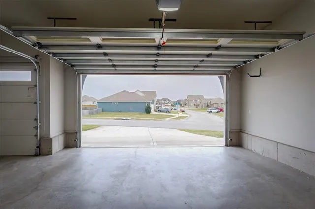 $525,000 | 309 Southwest Chelmsford Drive, Blue Springs, MO 64014