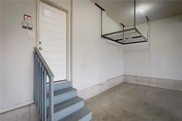 $525,000 | 309 Southwest Chelmsford Drive, Blue Springs, MO 64014