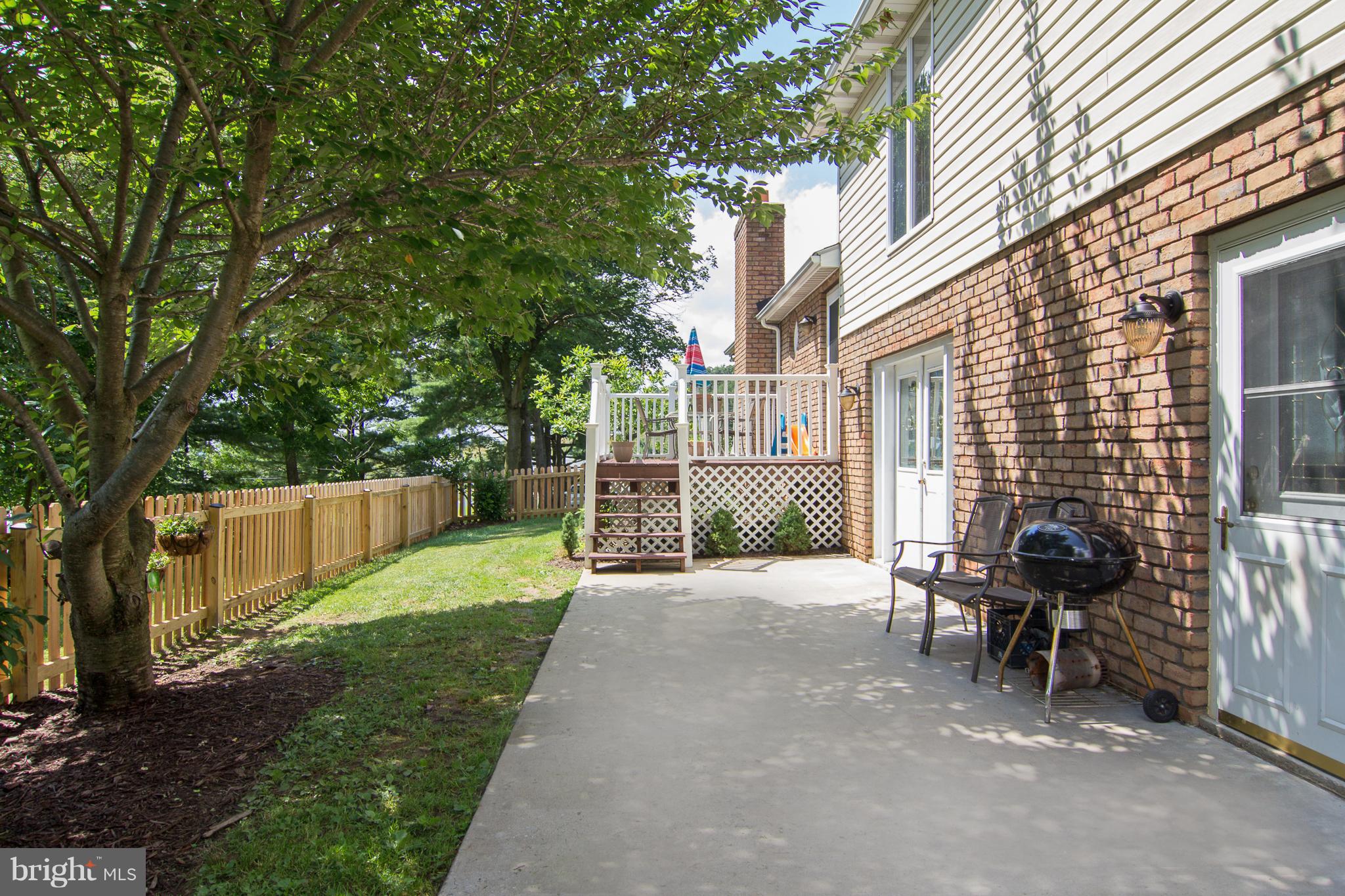 1681 Manchester Road Westminster, MD 21157 - Photo 28 of 30 Fenced side yard