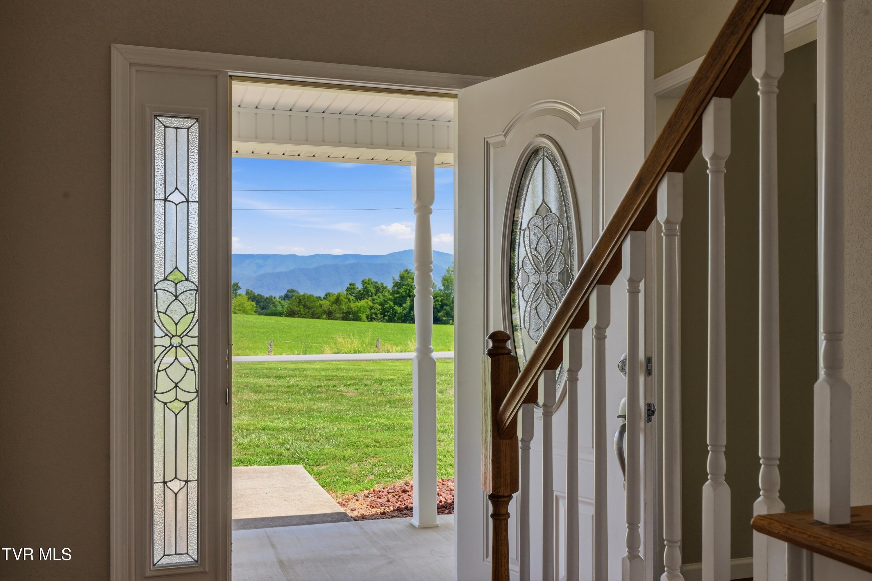 767 Possum Creek Road Greeneville, TN 37743 - Photo 17 of 69 27_767_possum_creek_rd_0037