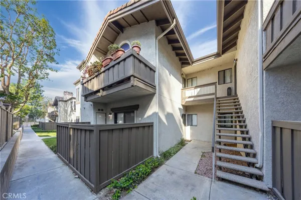 $499,000 | 22725 Lakeway Drive, Unit 393, Diamond Bar, CA 91765