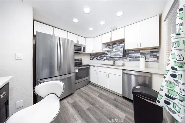 $499,000 | 22725 Lakeway Drive, Unit 393, Diamond Bar, CA 91765