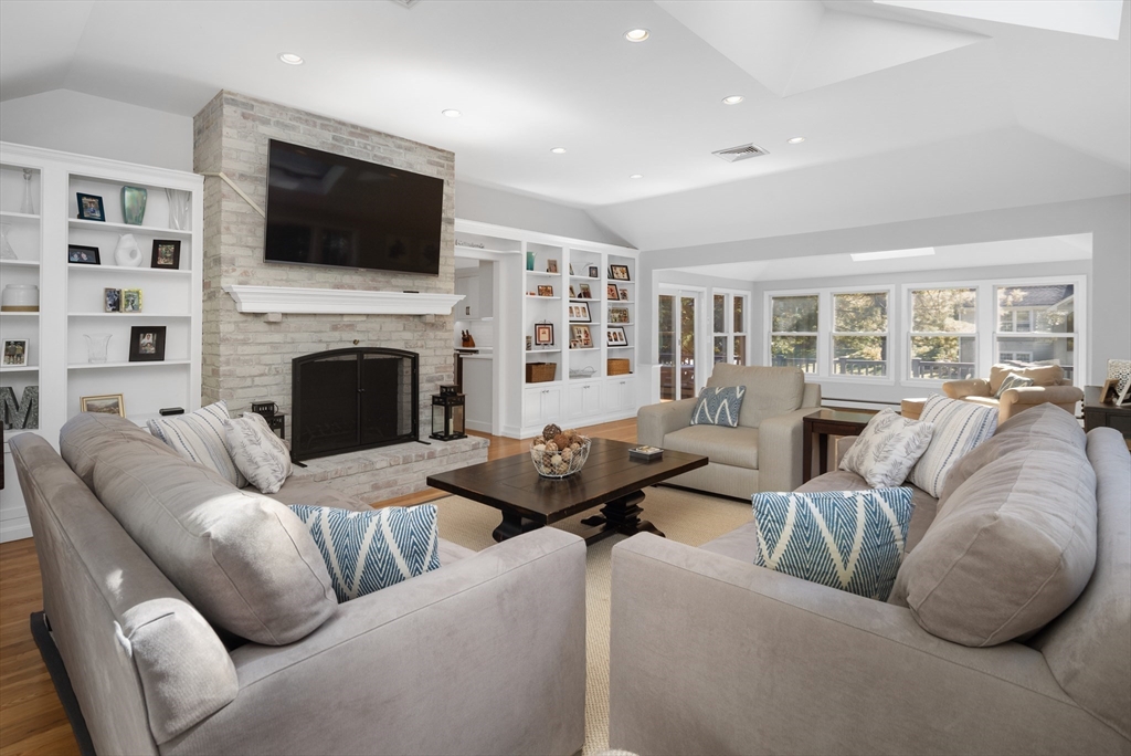 36 Myers Farm Road Hingham, MA 02043 - Photo 16 of 41 Gallery Image 16