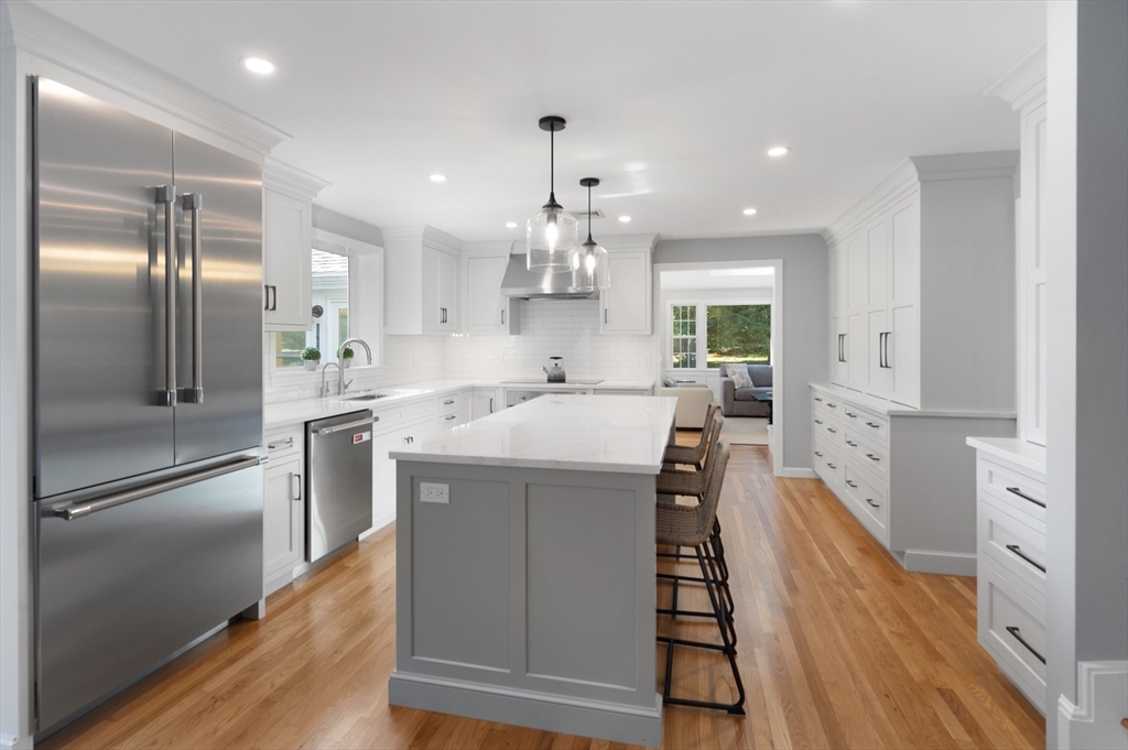 36 Myers Farm Road Hingham, MA 02043 - Photo 8 of 41 Gallery Image 8