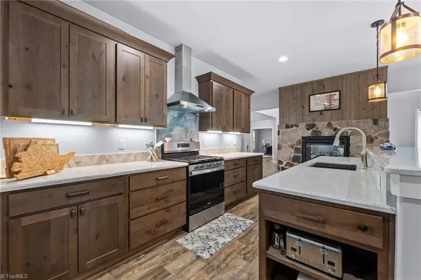 $1,249,000 | 7351 Hidden View Drive, Oak Ridge, NC 27310