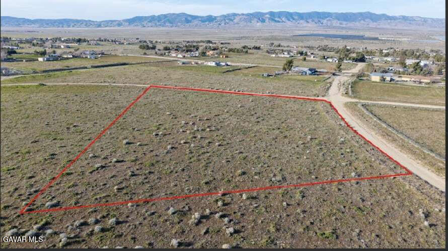 46331 Eaglefall Avenue Lancaster, CA 93536 - Photo 2 of 5 Solis.2