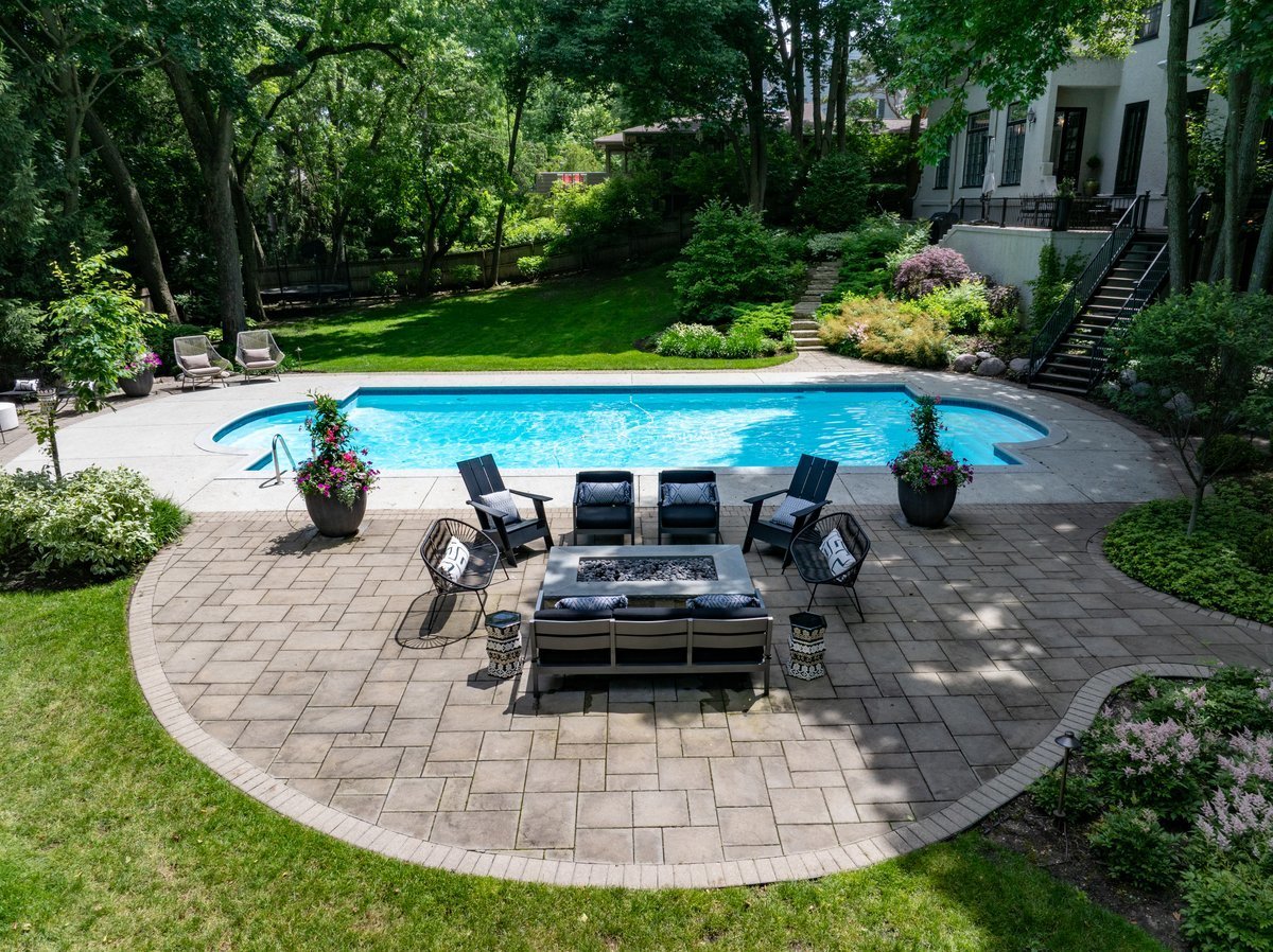 605 Arbor Vitae Road Winnetka, IL 60093 - Photo 6 of 84