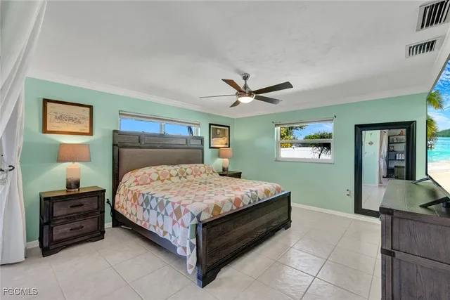 $565,000 | 4232 Southeast 8th Place, Cape Coral, FL 33904
