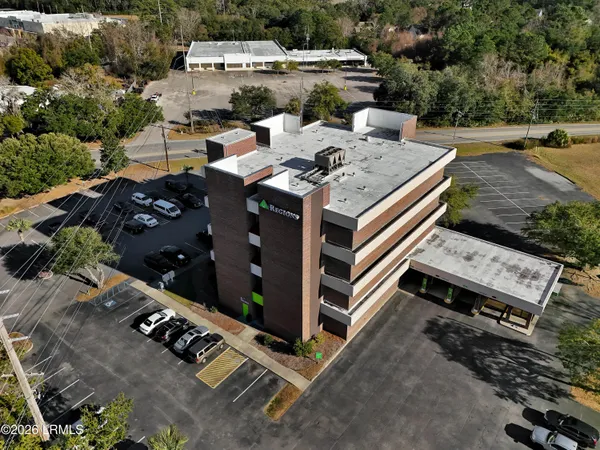 $1,000 | 69 Robert Smalls Parkway, Unit 3I, Beaufort, SC 29906